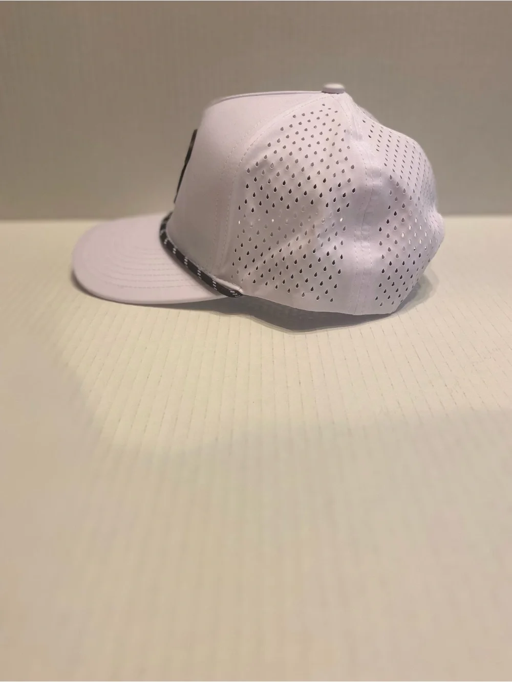 Golf style SnapBack